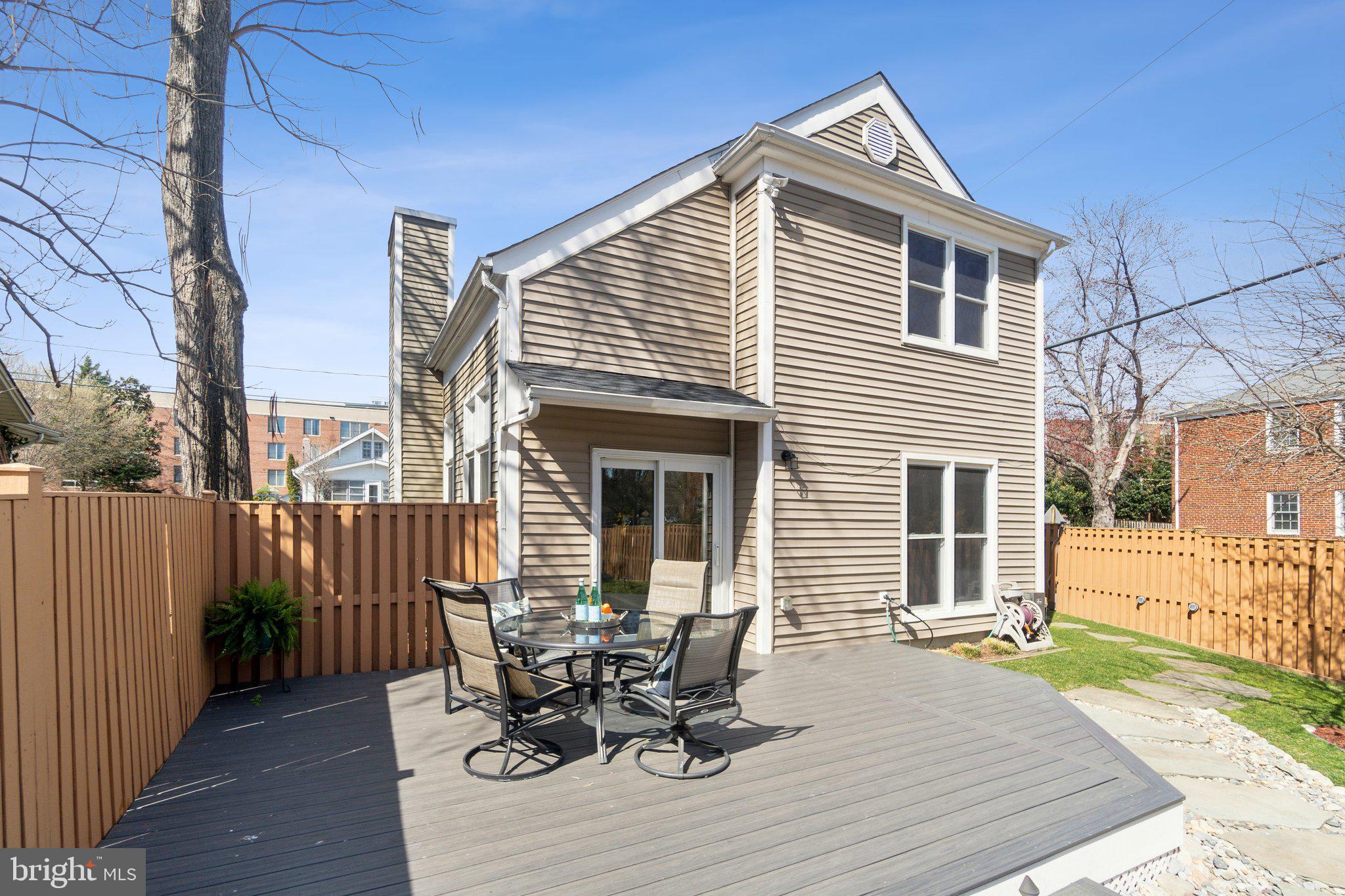 ASHTON HEIGHTS - Residential