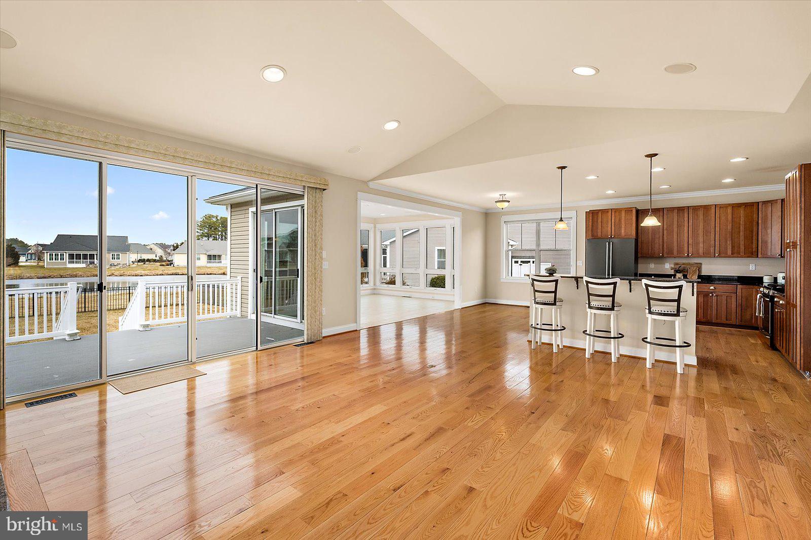 36918 CREEKHAVEN DRIVE