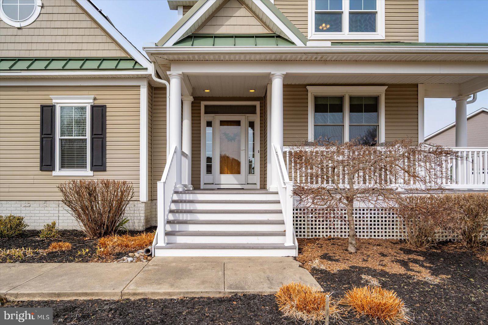 36918 CREEKHAVEN DRIVE