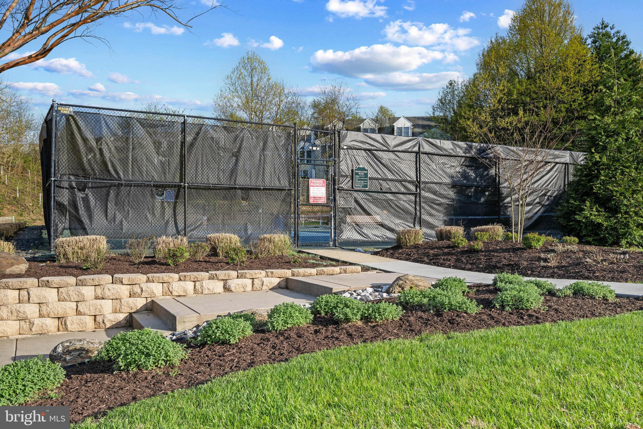 HEARTHSTONE AT VILLAGE CREST CONDOMINIUMS - Residential