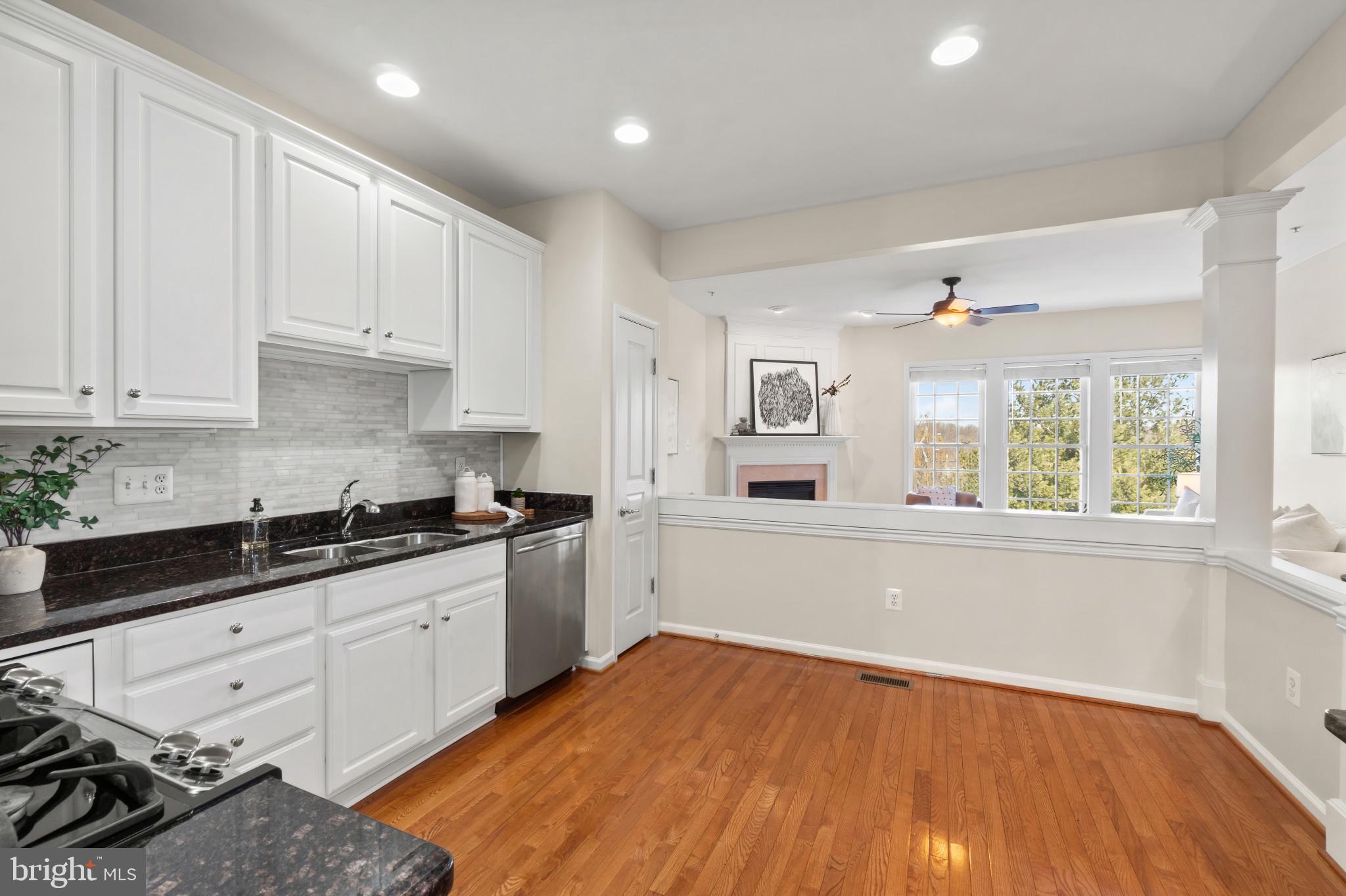 HEARTHSTONE AT VILLAGE CREST CONDOMINIUMS - Residential