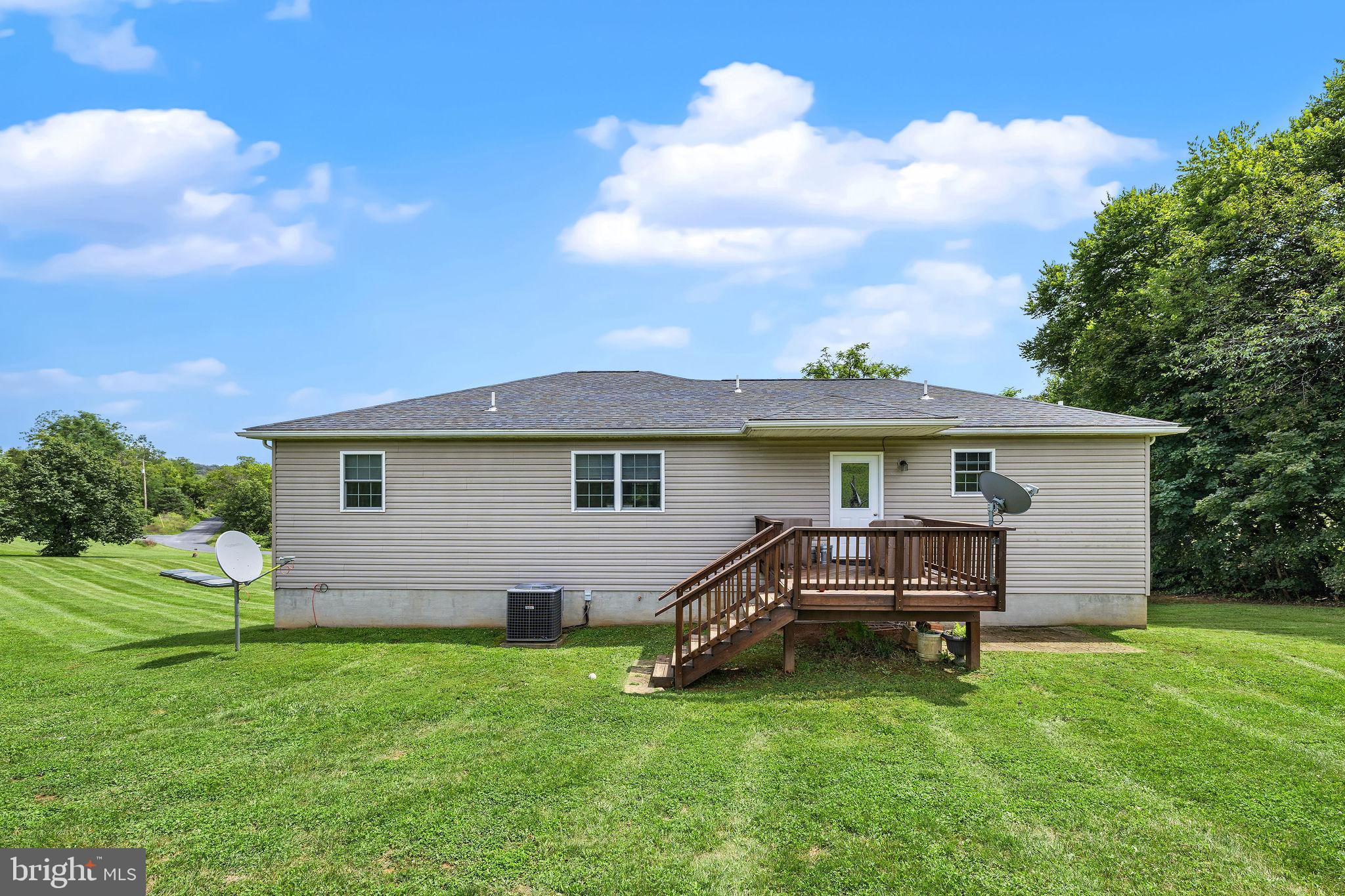 2323 BATTLEFIELD ROAD