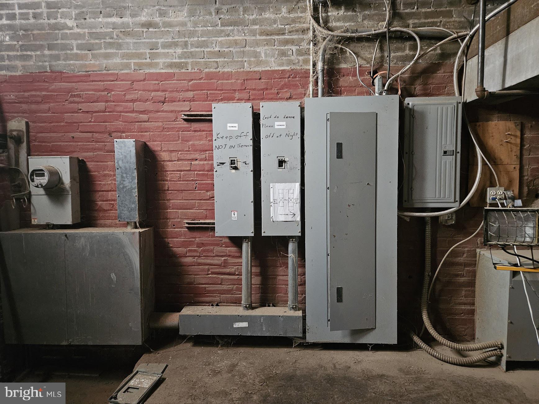 ALLEGHENY WEST - Commercial Sale