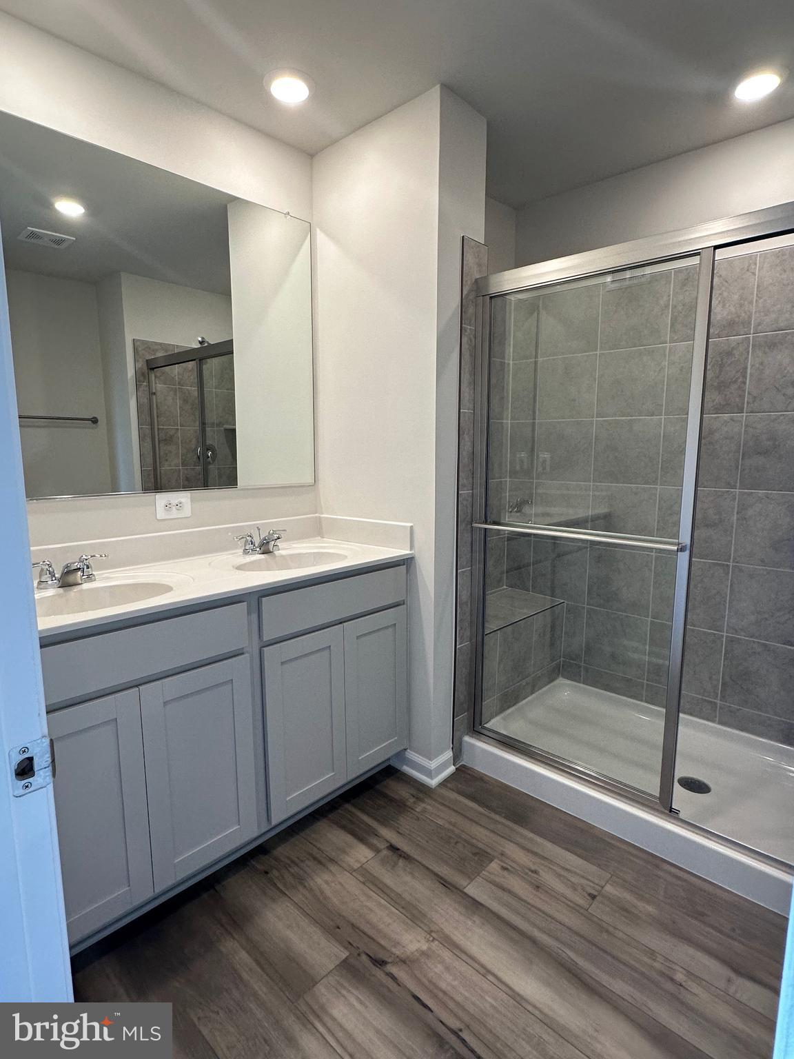 SHENANDOAH SPRINGS - Residential Lease