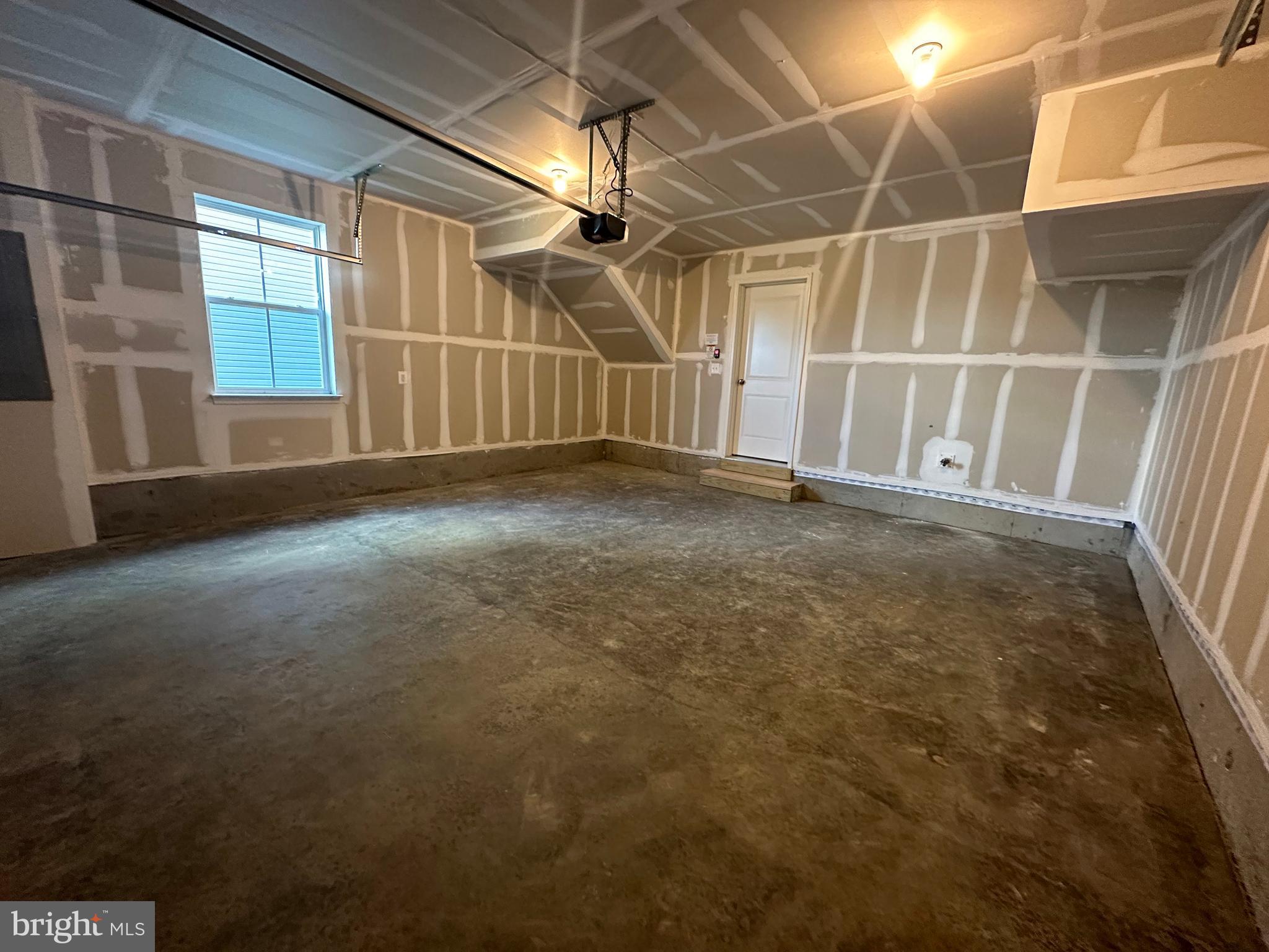 SHENANDOAH SPRINGS - Residential Lease