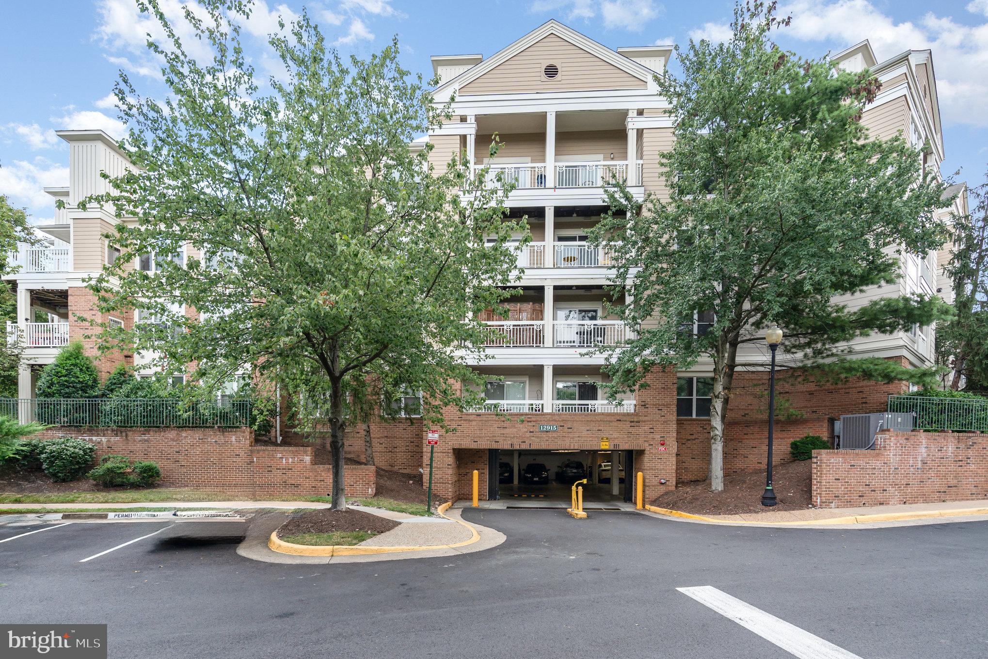 WORLDGATE CONDO - Residential