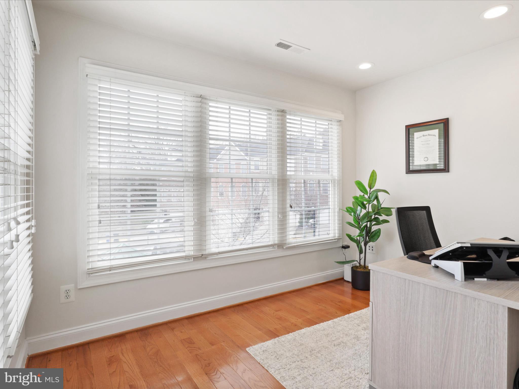 LORTON VALLEY NORTH - Residential