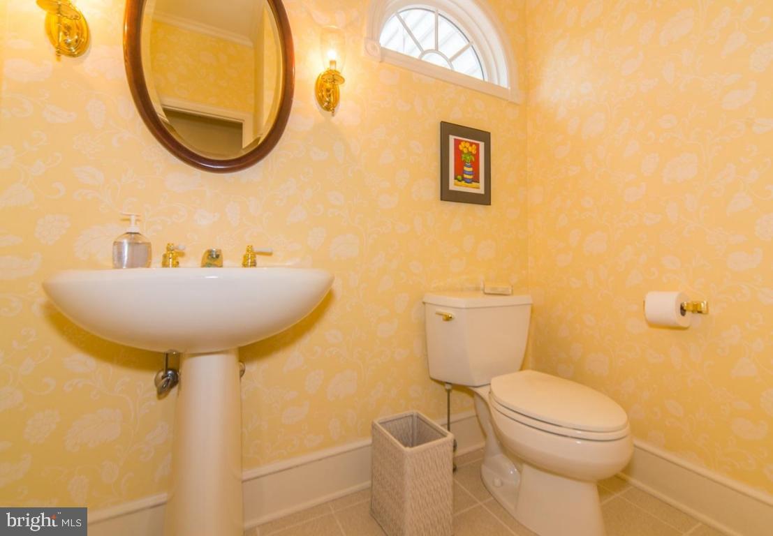 SCHOOL LANE HILLS ESTATES - Residential