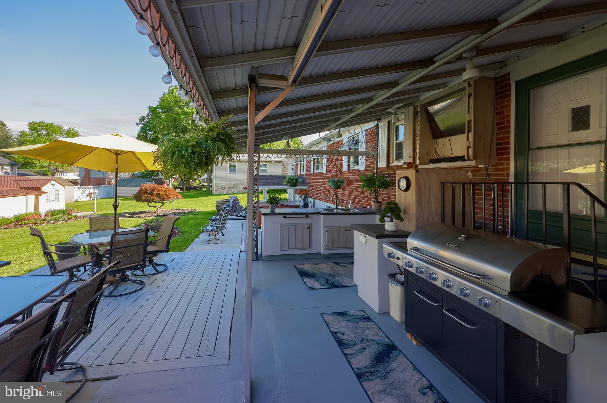 113 FARMVIEW DRIVE