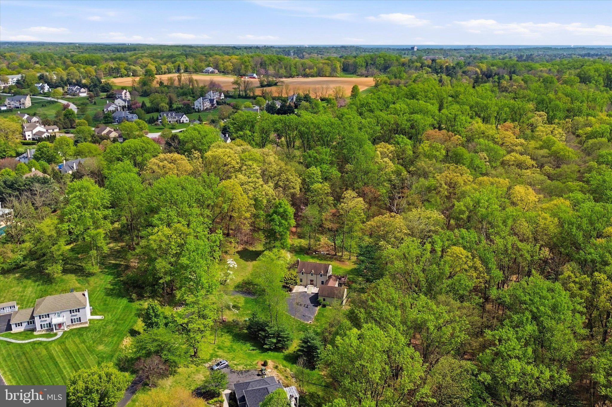OKEHOCKING HILLS - Residential
