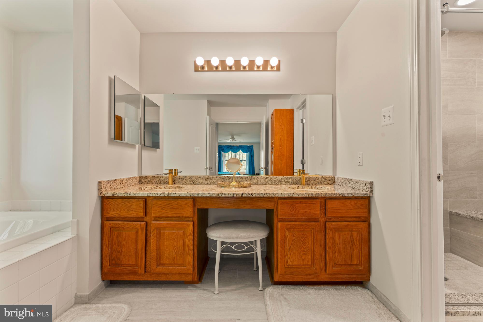 HIDDEN PINES - Residential