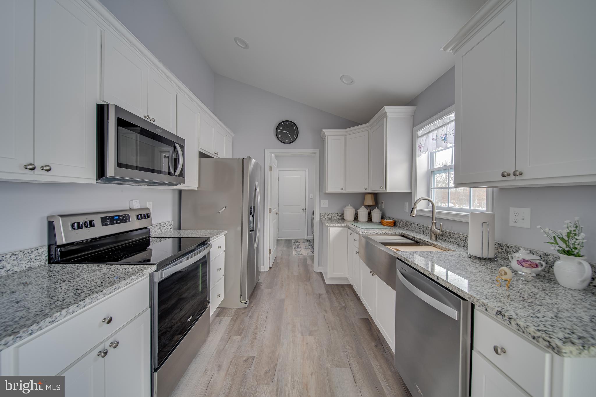 INWOOD - Residential