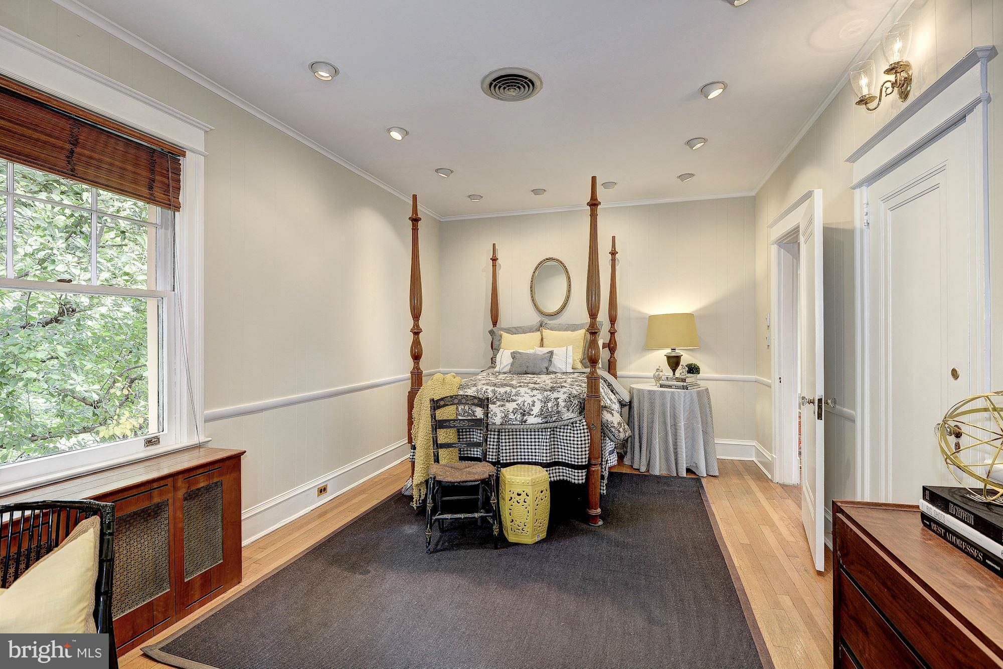 OBSERVATORY CIRCLE - Residential