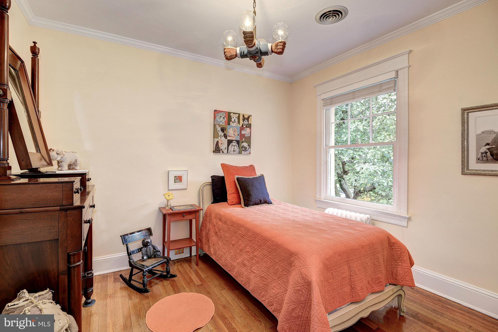 OBSERVATORY CIRCLE - Residential