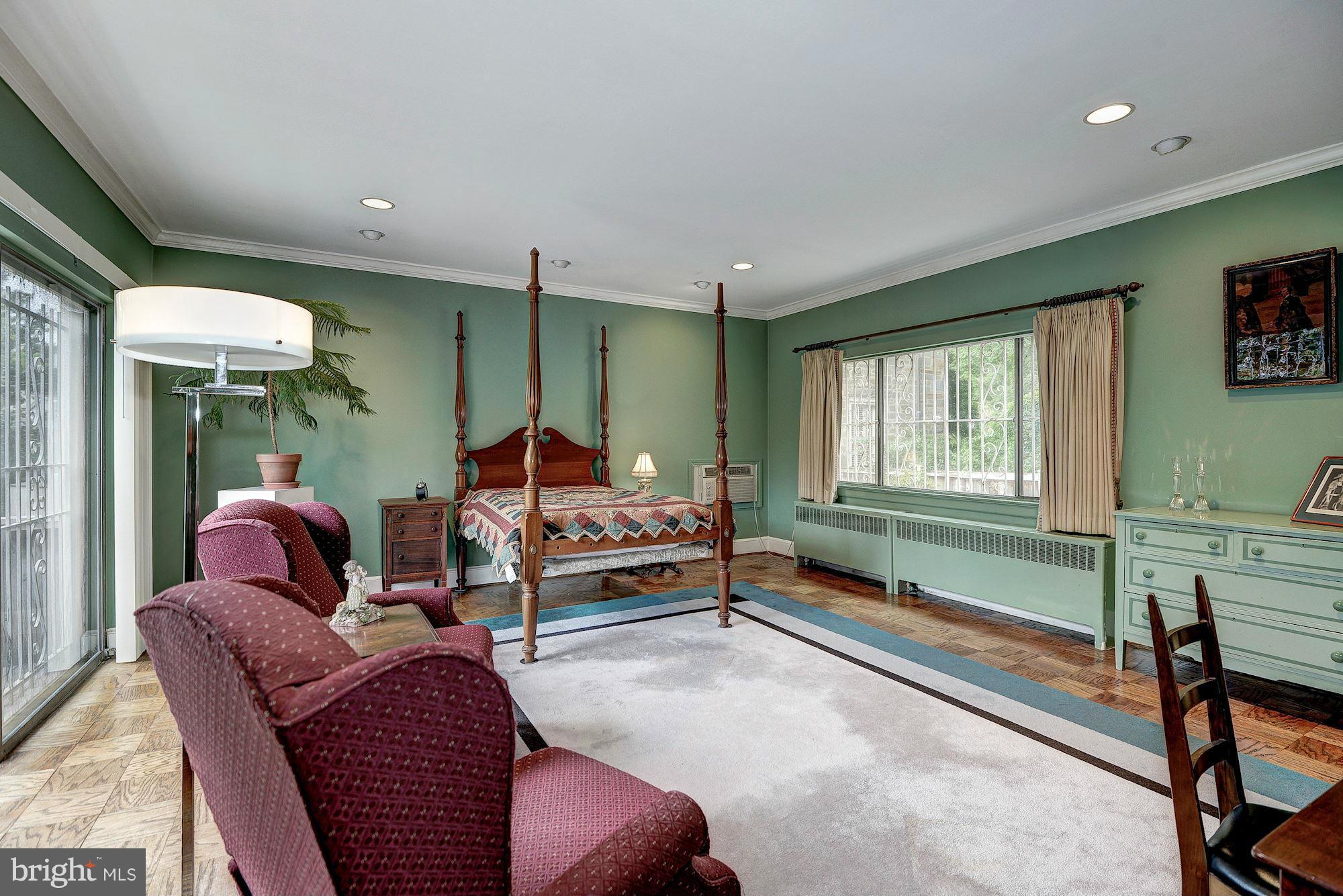 OBSERVATORY CIRCLE - Residential