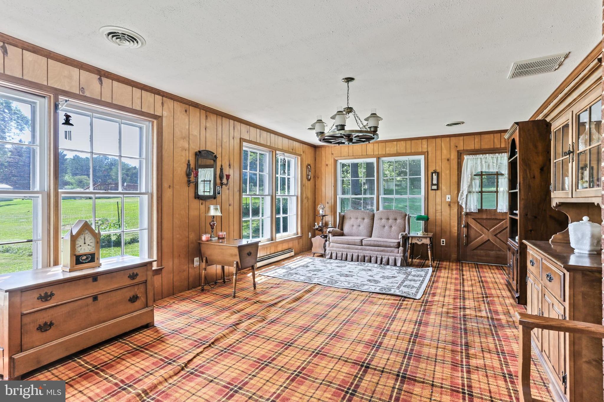 DAMASCUS OUTSIDE - Residential