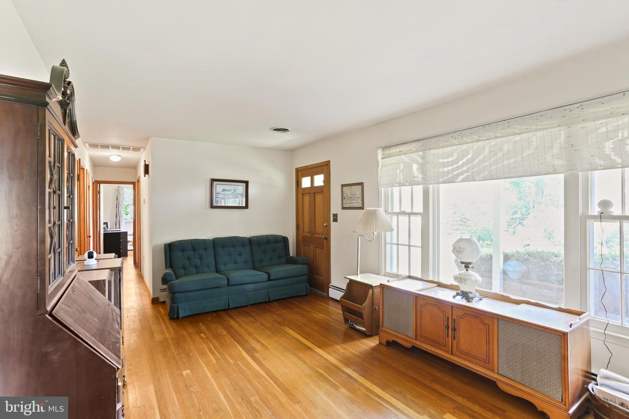 DAMASCUS OUTSIDE - Residential