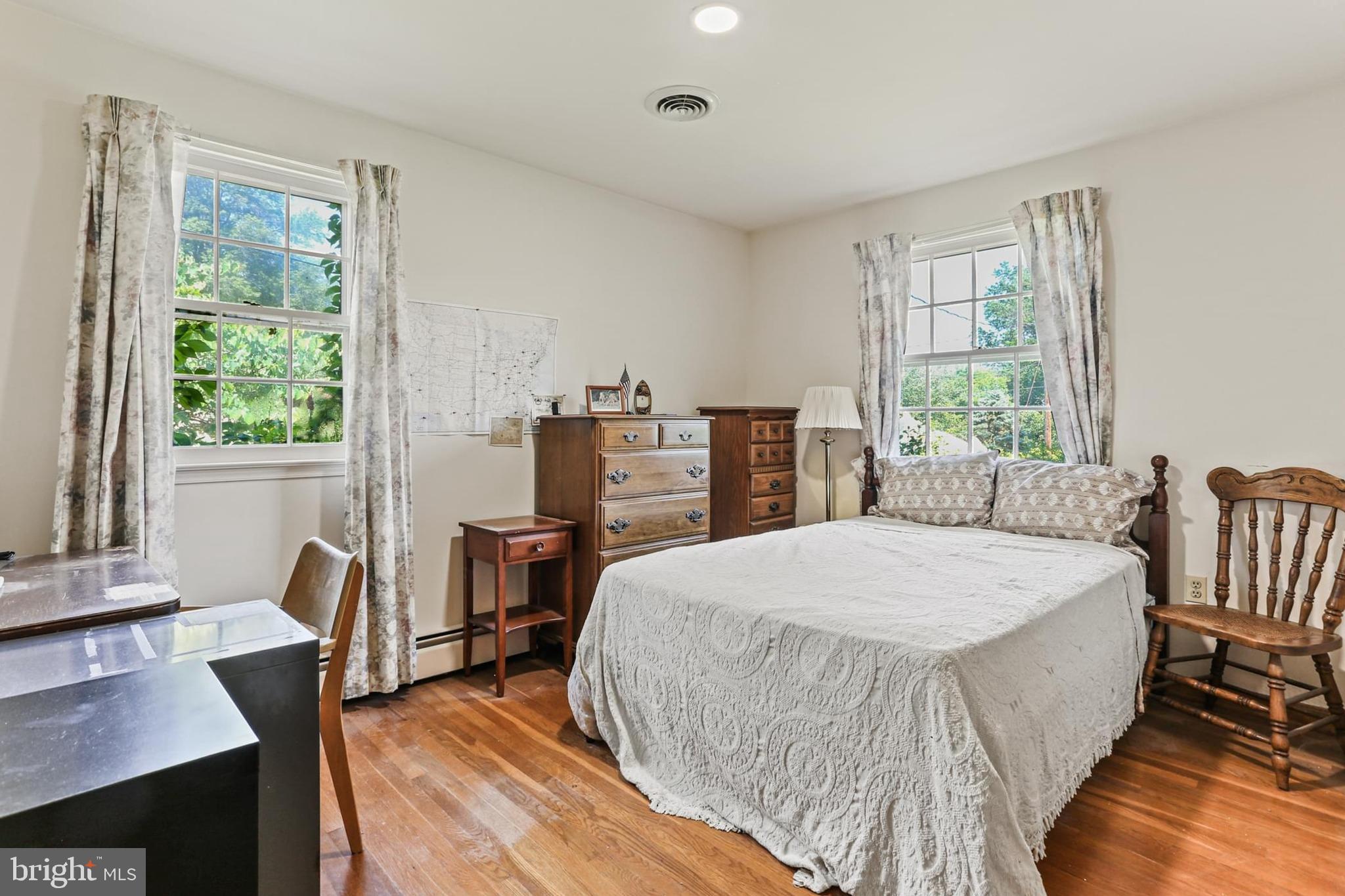 DAMASCUS OUTSIDE - Residential