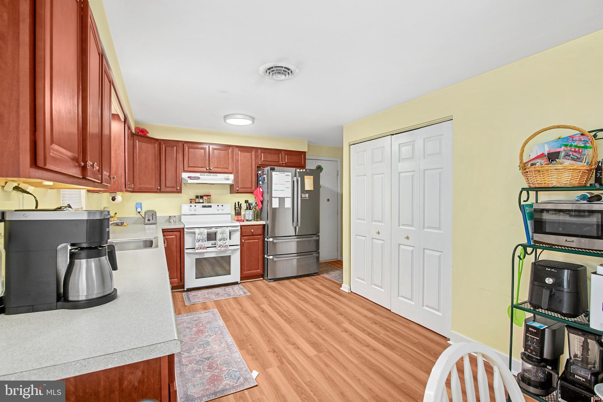 604 HAZELWOOD DRIVE