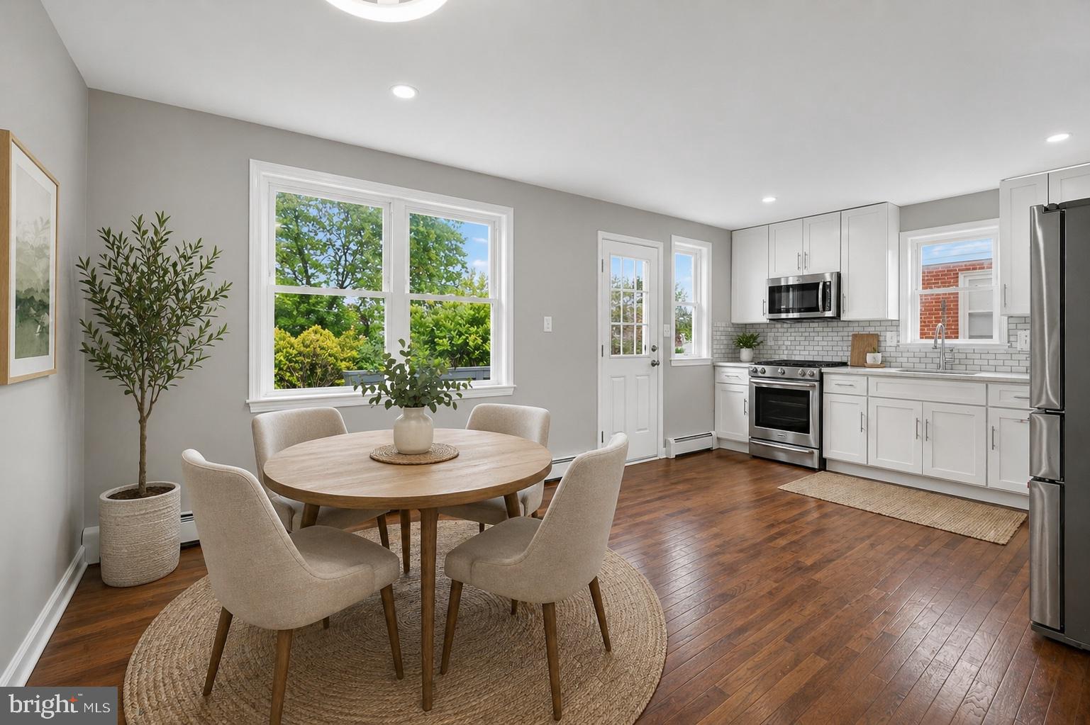 LAURELDALE - Residential