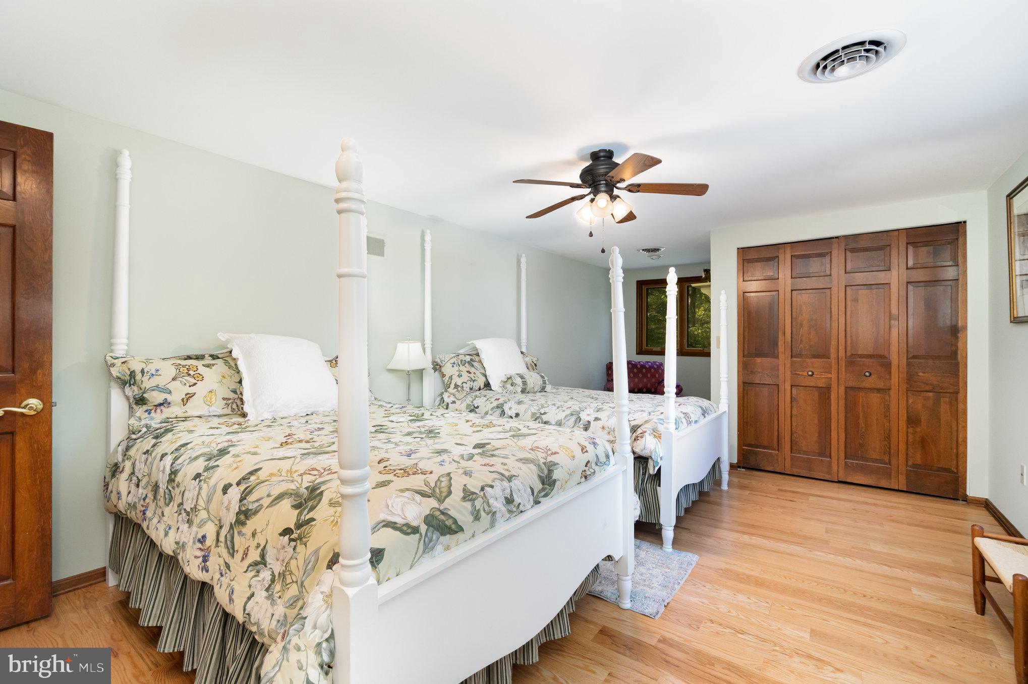 STONEY POINT - Residential