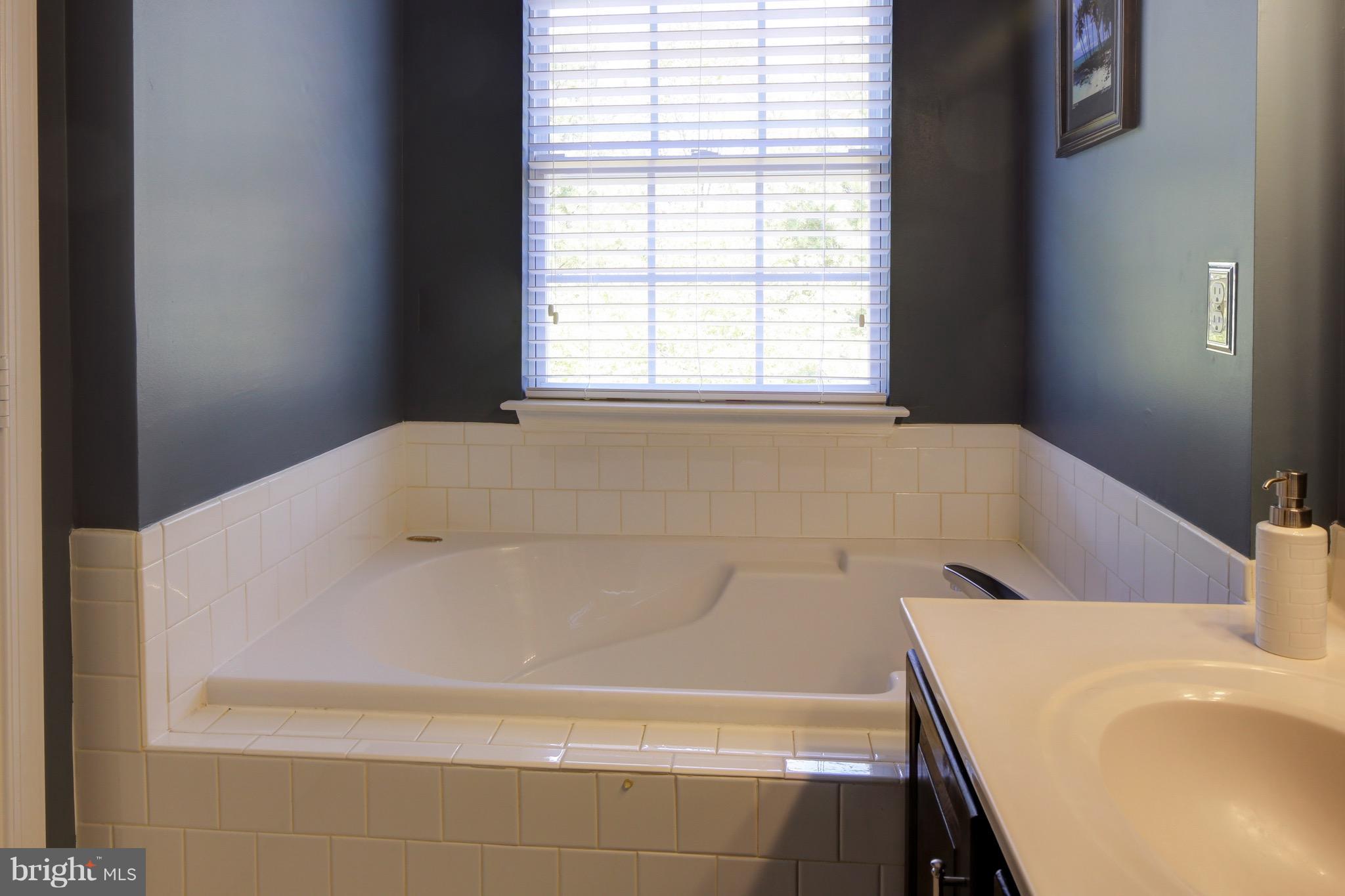 AISQUITH FARMS - Residential