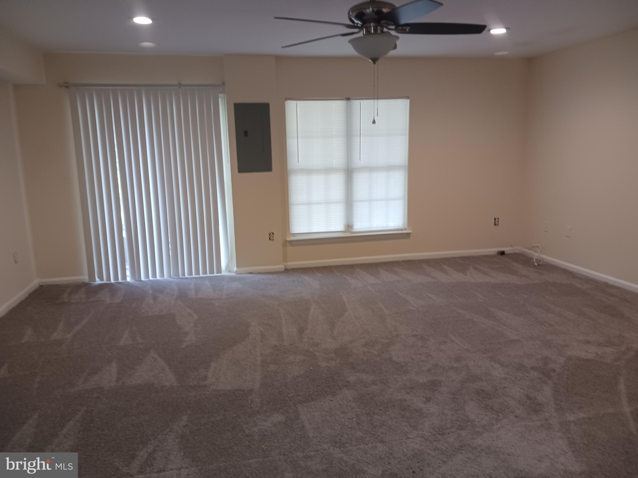 HILLSIDE TERRACE - Residential Lease