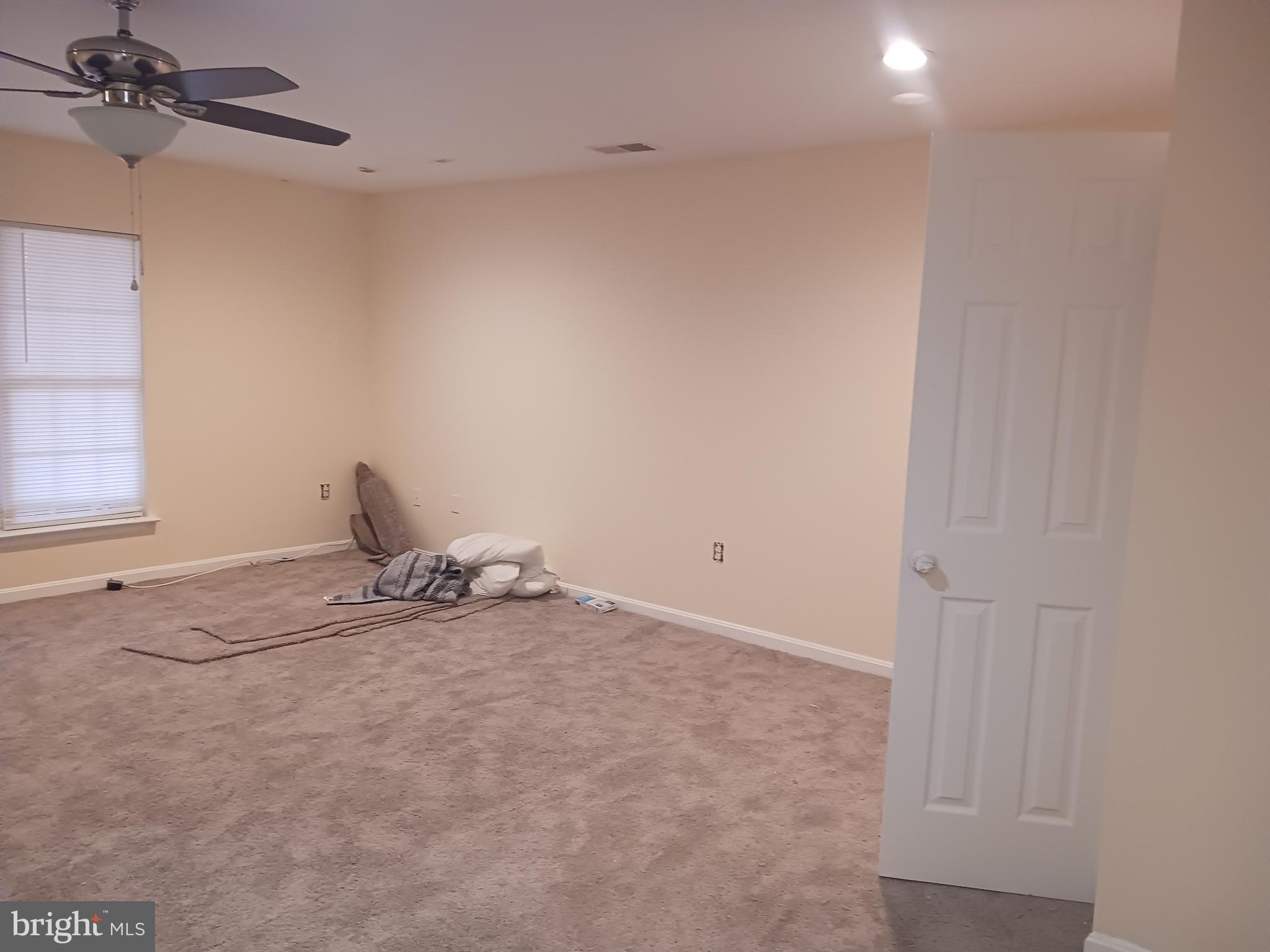 HILLSIDE TERRACE - Residential Lease