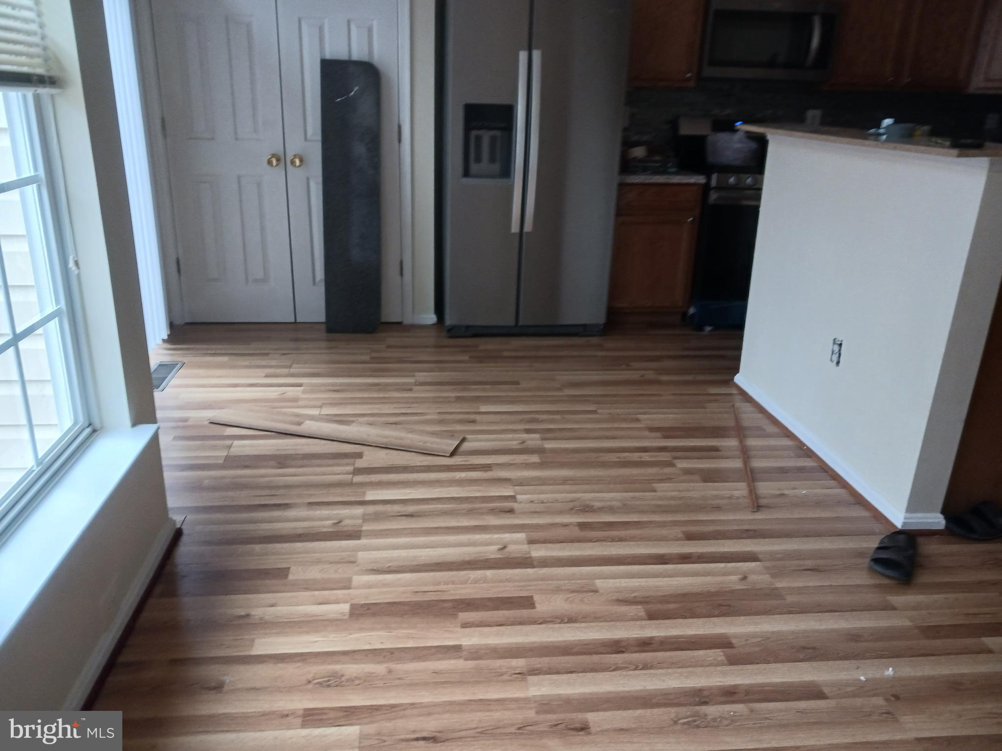 HILLSIDE TERRACE - Residential Lease