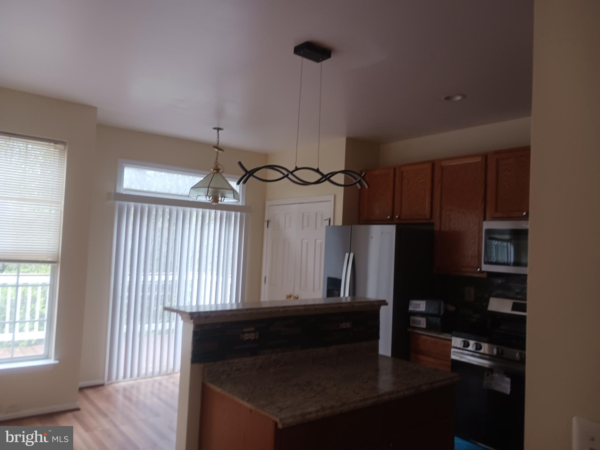 HILLSIDE TERRACE - Residential Lease