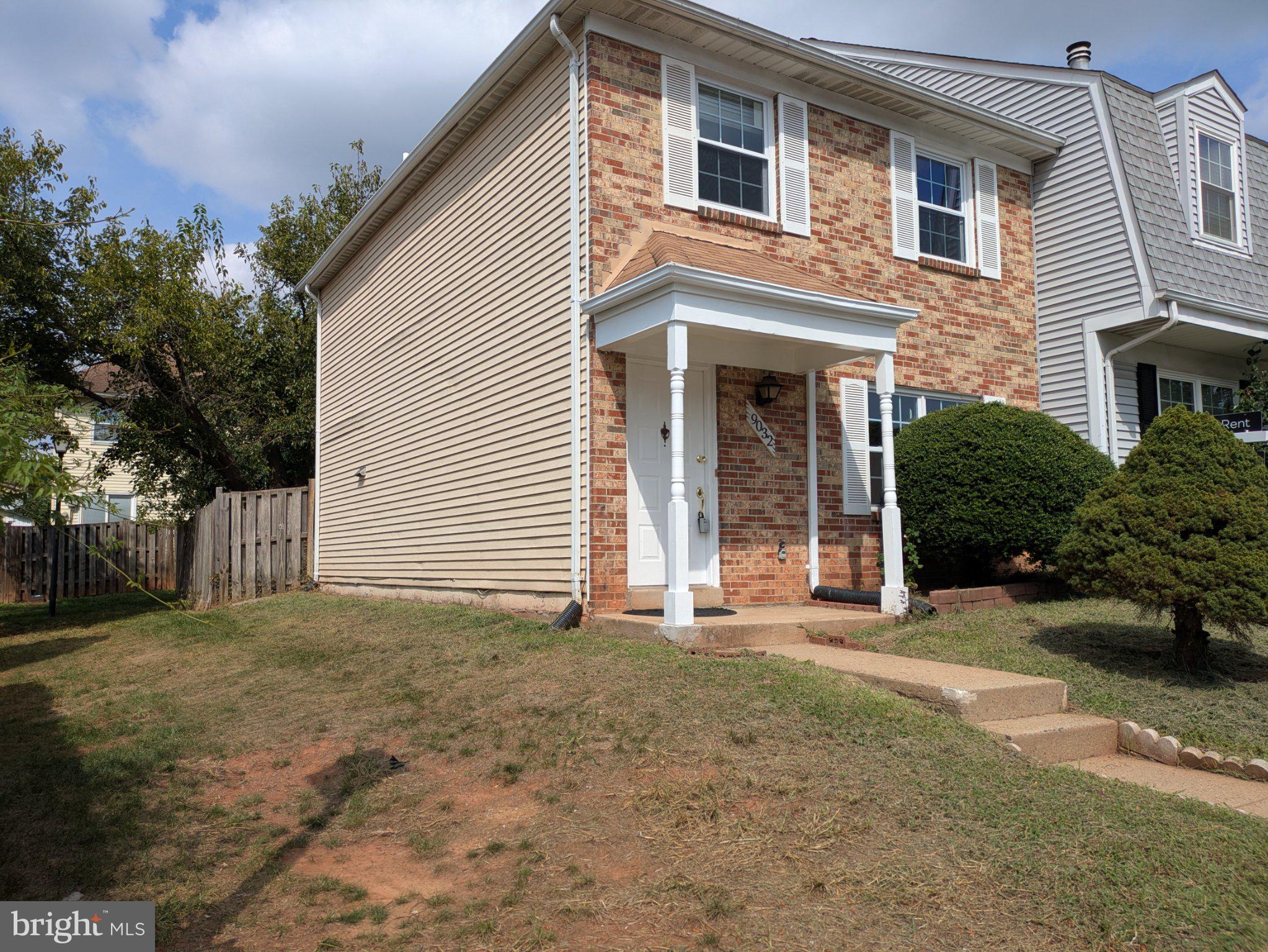 9032 WHISPERING PINE COURT