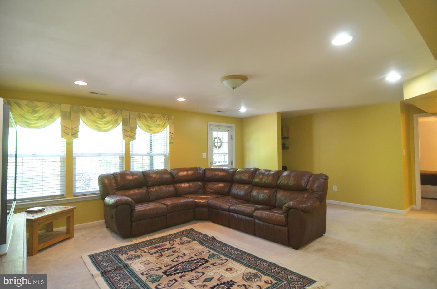 BRAEMAR - Residential Lease