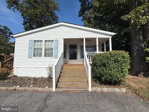 35237 BREAKERS STREET E-711 LONG NECK DE 19966