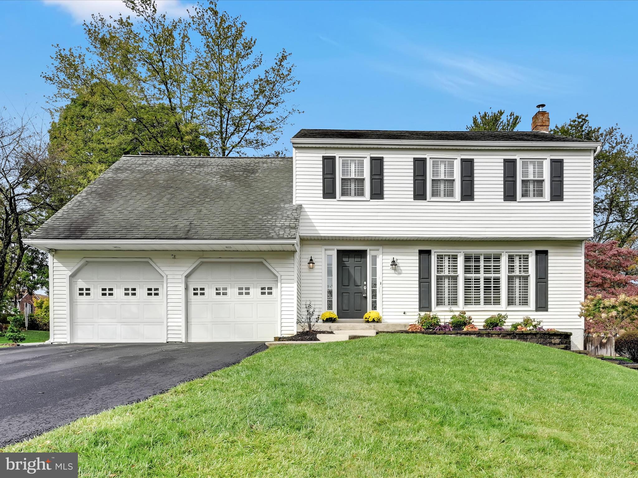 107 CRESTSIDE WAY