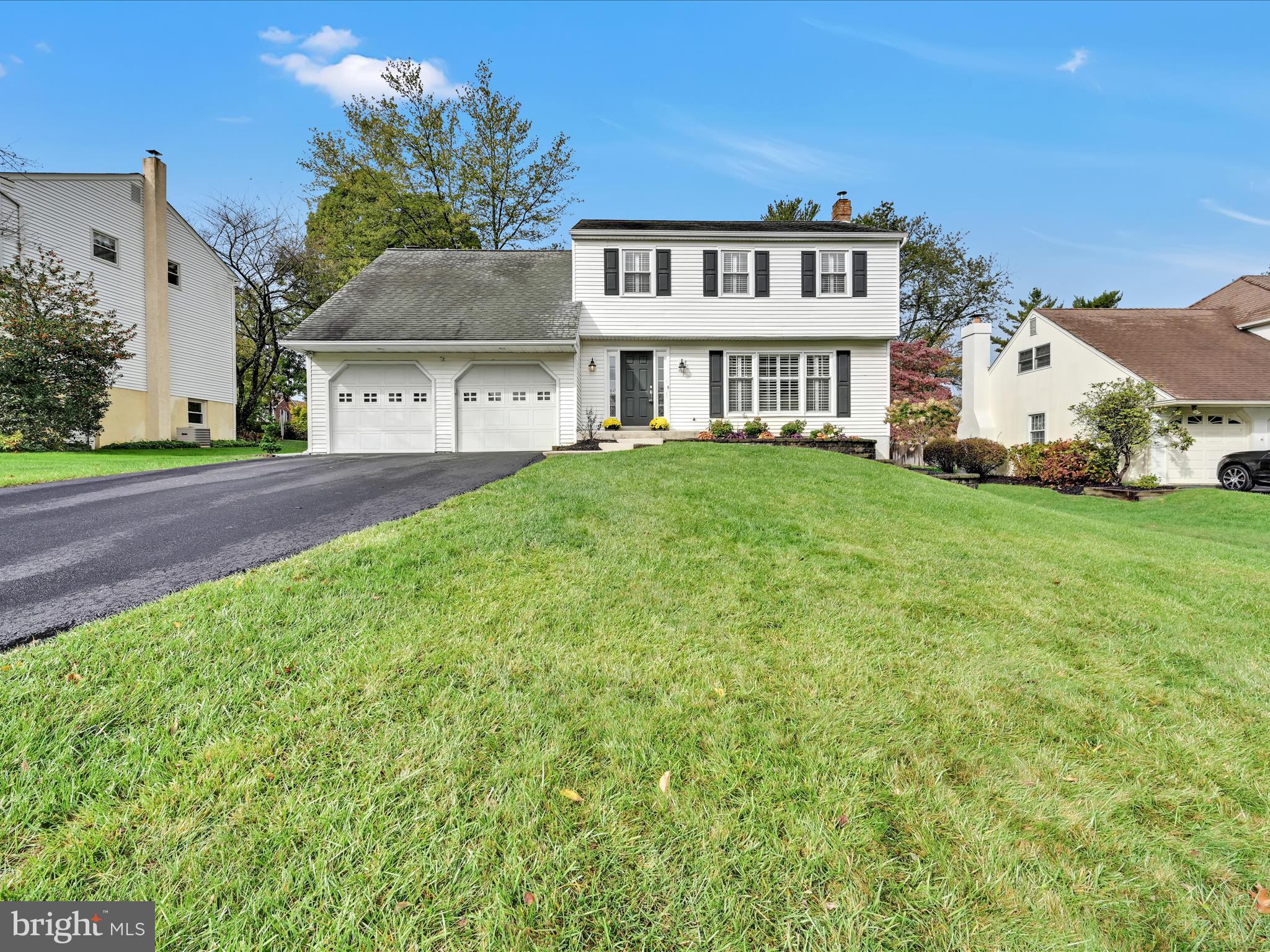 107 CRESTSIDE WAY