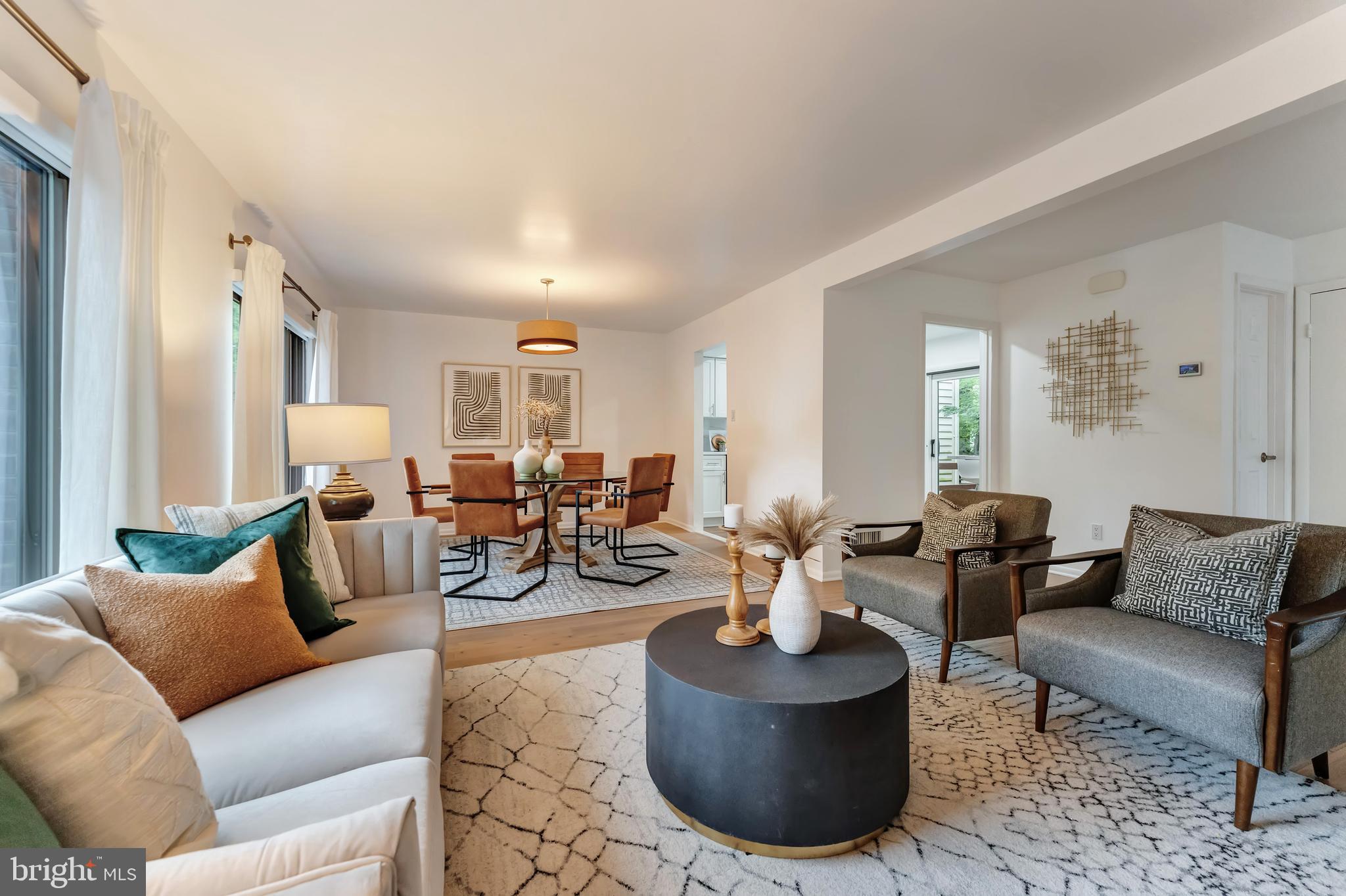 3607 DEVILWOOD COURT