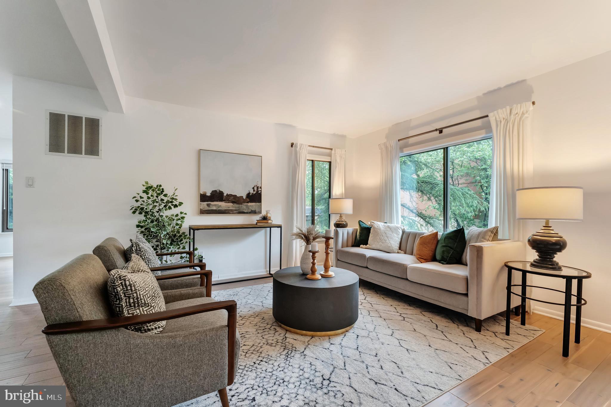 3607 DEVILWOOD COURT
