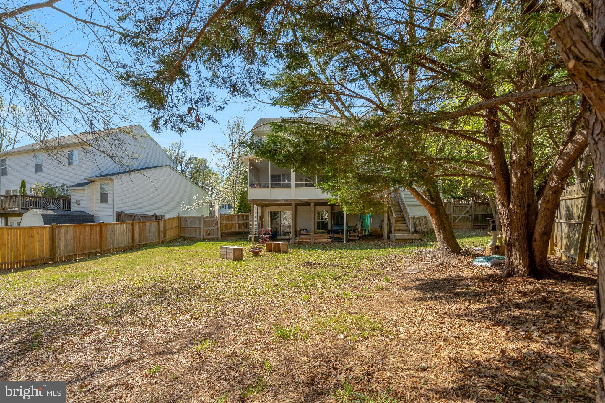 BLOOMS CROSSING - Residential