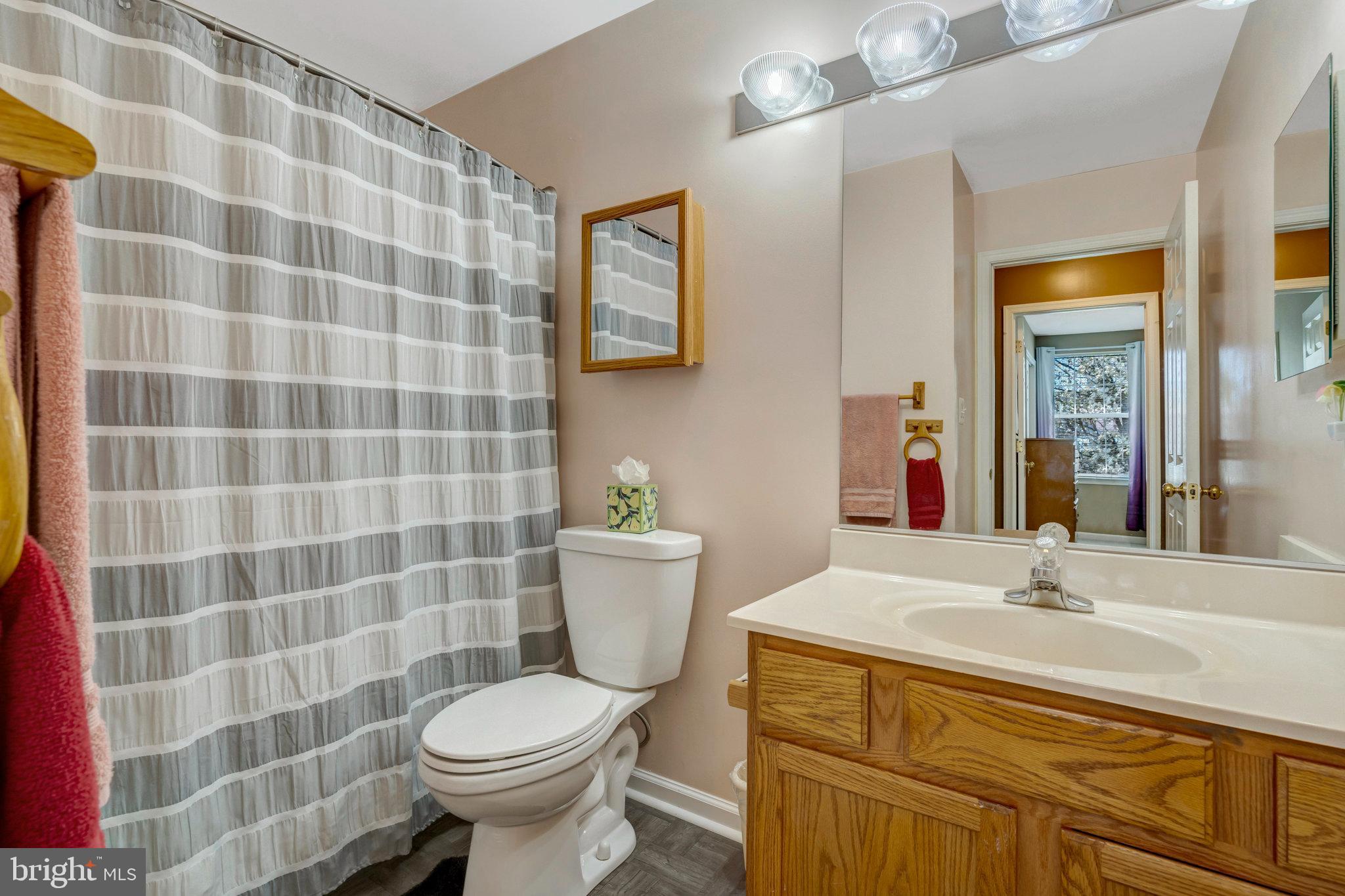 BLOOMS CROSSING - Residential