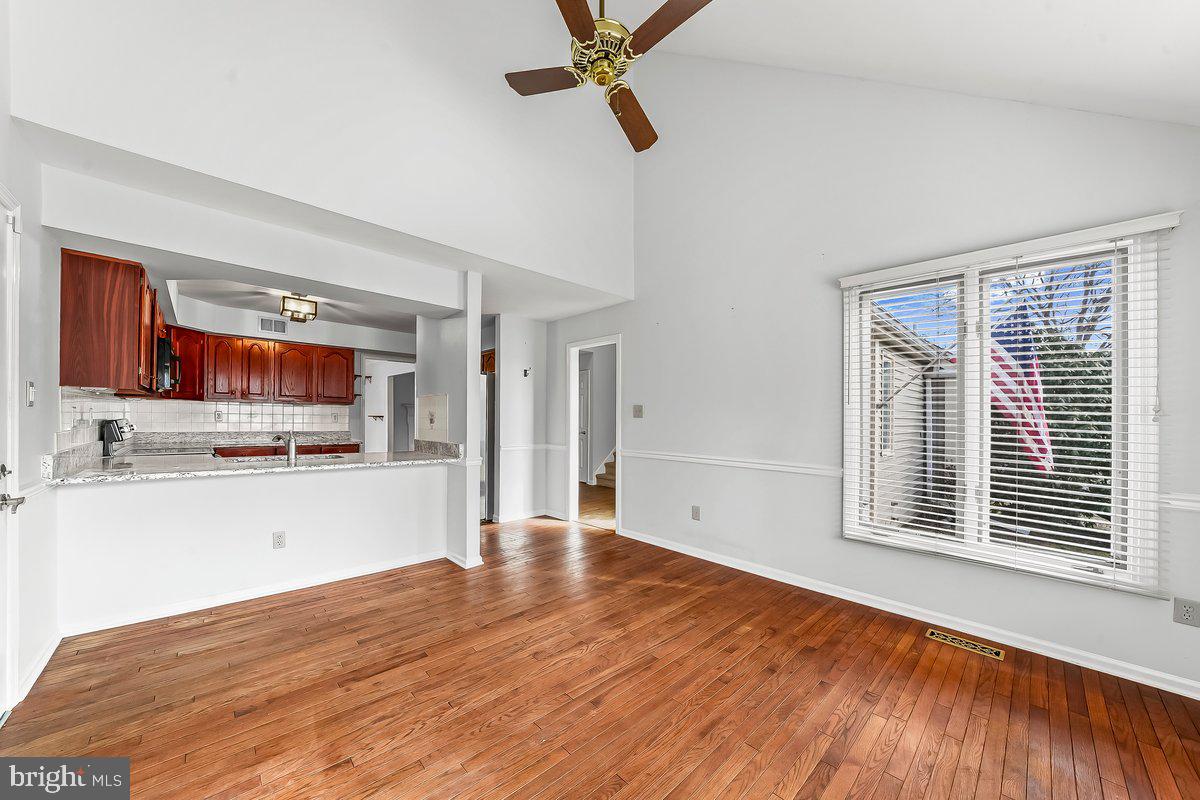 RADLEY RUN MEWS - Residential