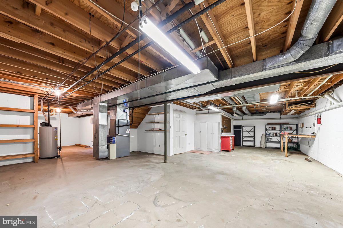 RADLEY RUN MEWS - Residential