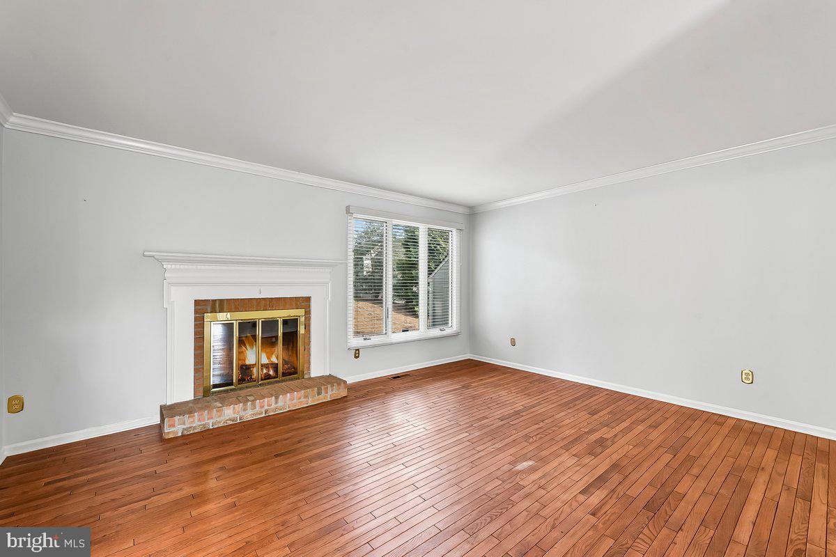 RADLEY RUN MEWS - Residential