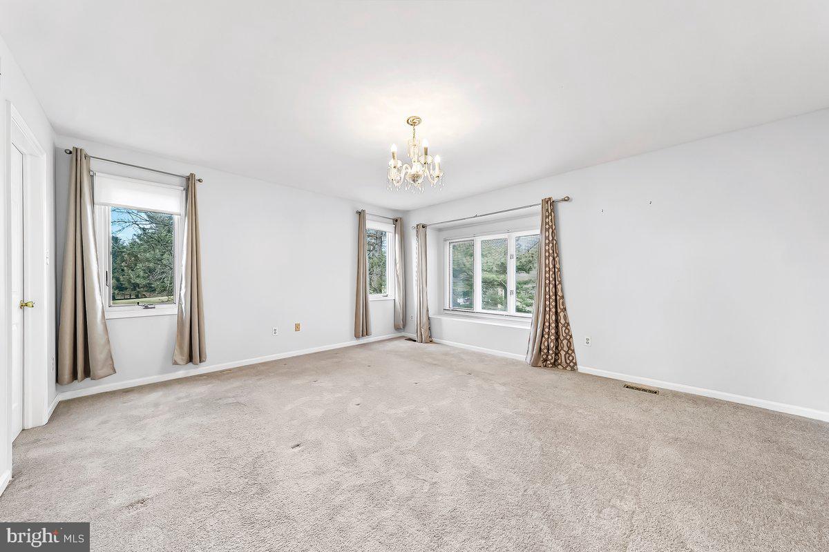 RADLEY RUN MEWS - Residential