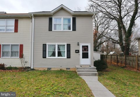 237 BLUE RIDGE AVENUE FRONT ROYAL VA 22630