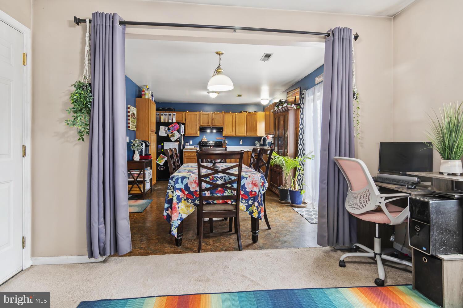 EASTON - Residential