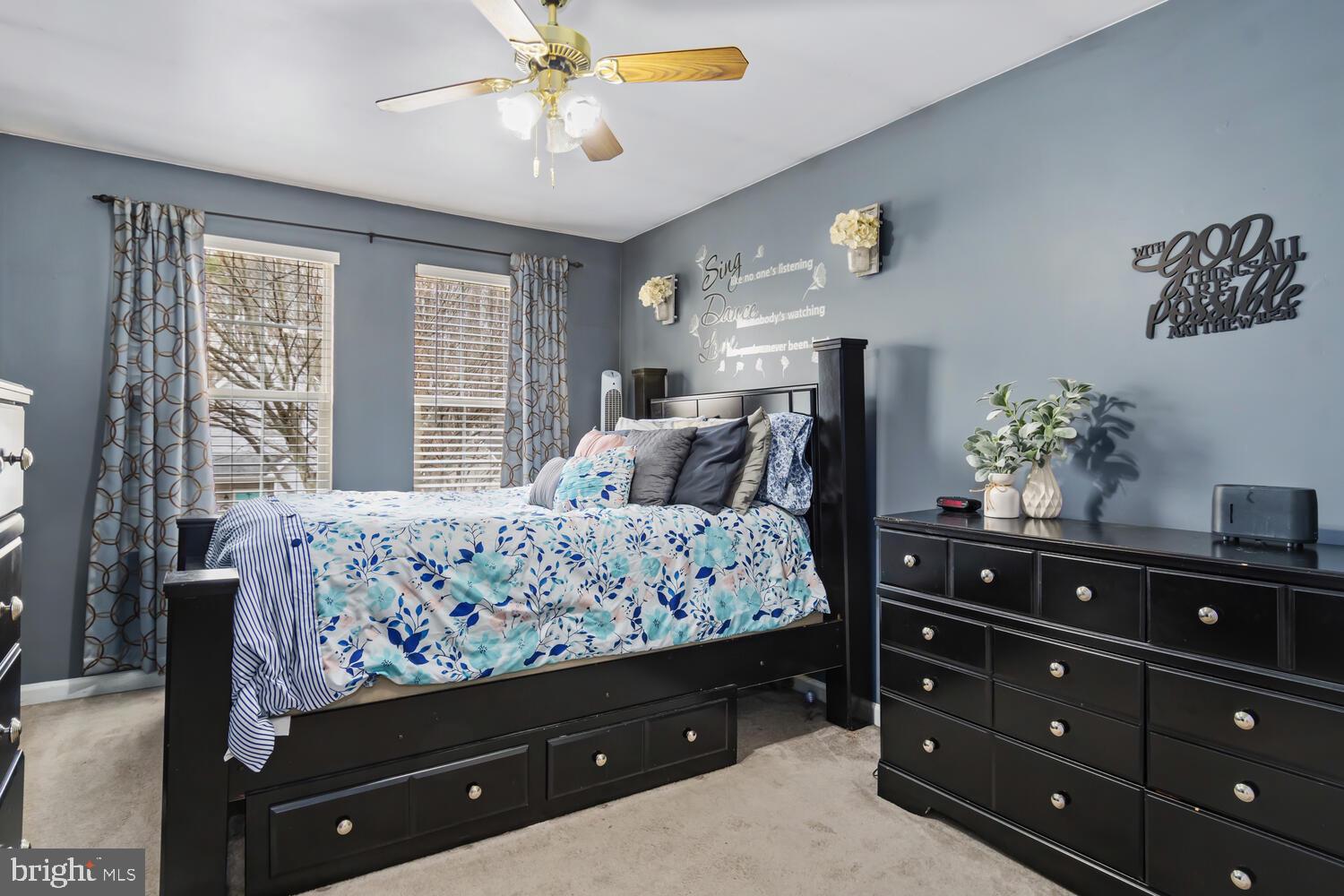 EASTON - Residential