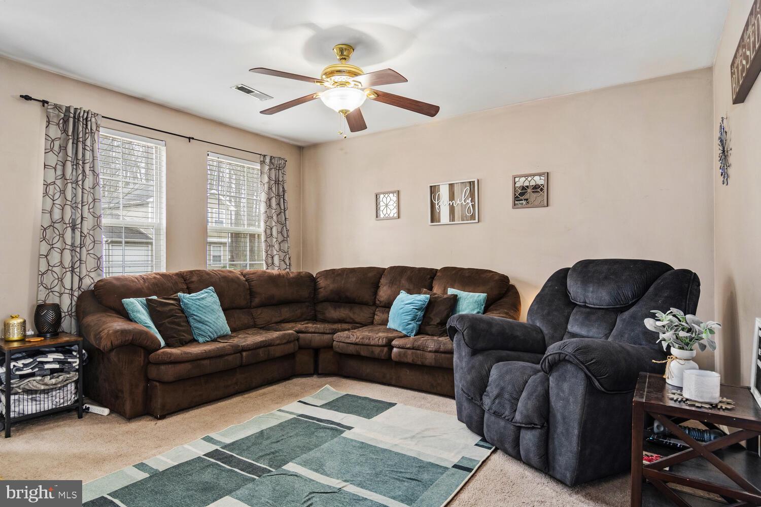 EASTON - Residential