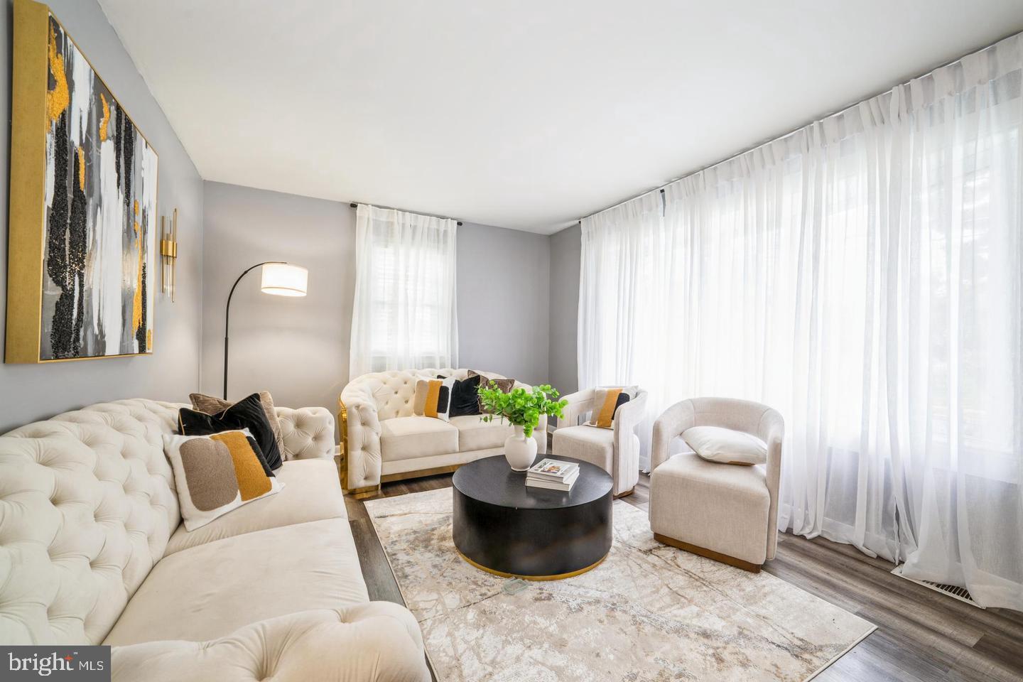 5506 WISTERIA AVENUE