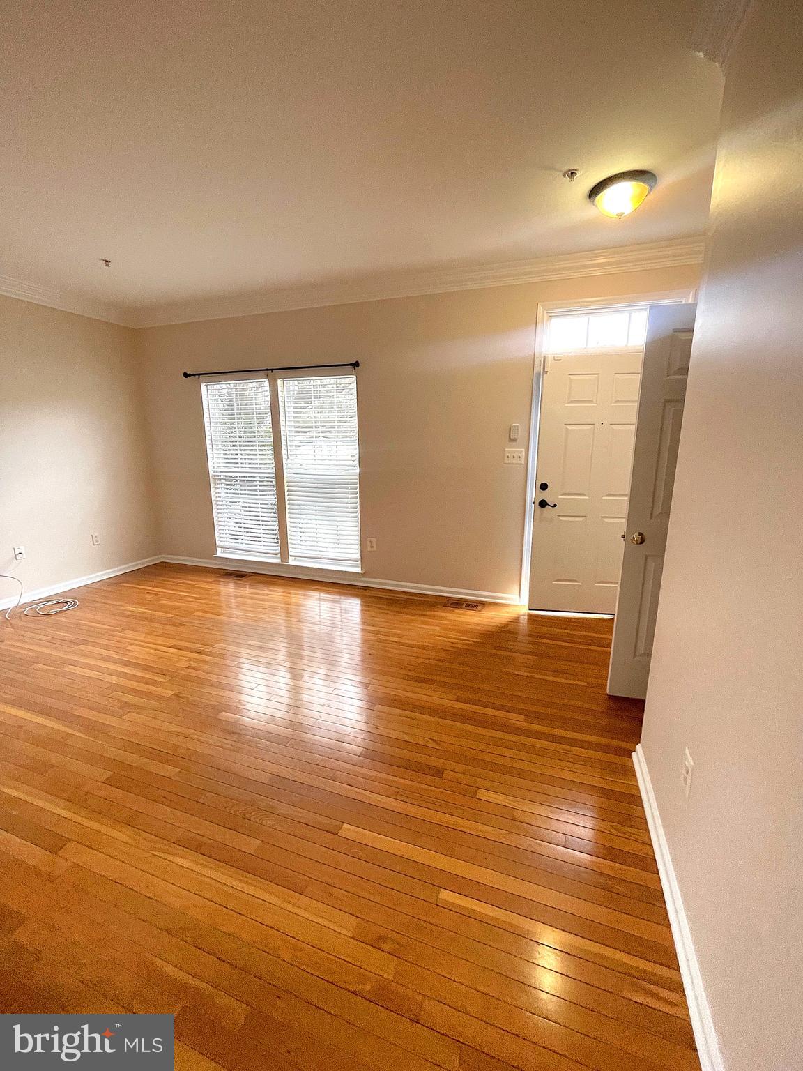 6101 NEWPORT TERRACE