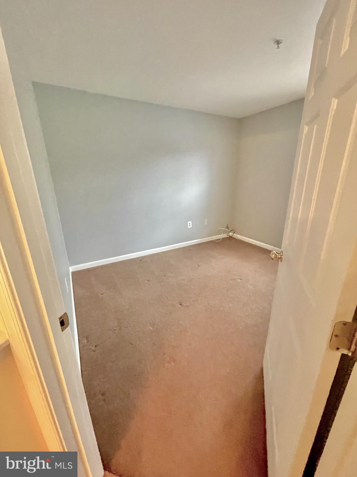 SPRING RIDGE - Residential Lease